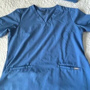 FIGS set Blue Scrub  large